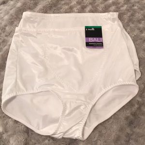 Bali Shapewear Briefs 2 Pairs Style# 8710 Size L NWT